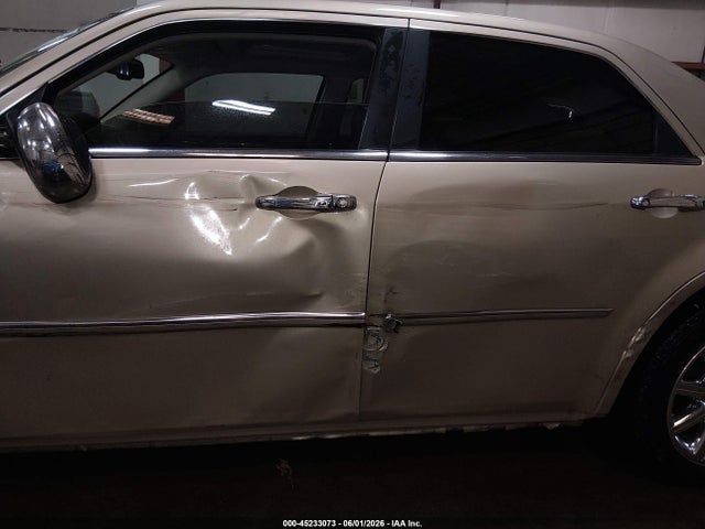 Chrysler 300c Hemi