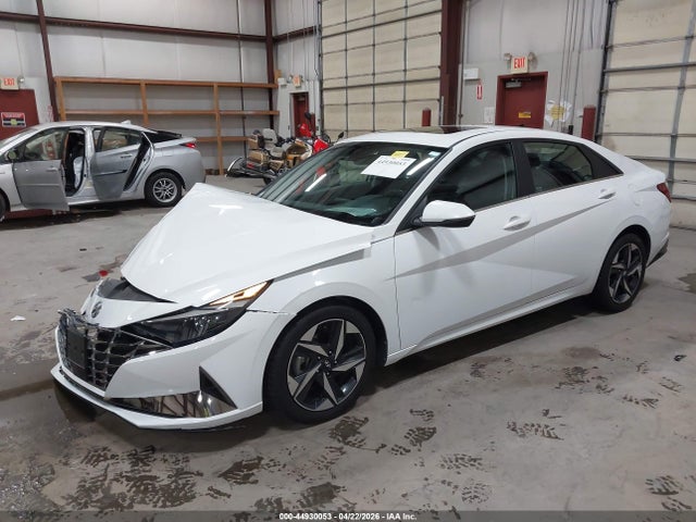 Hyundai ELANTRA Sel