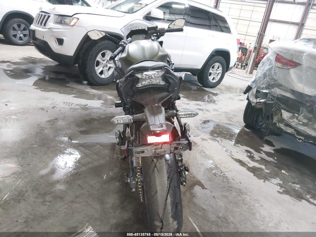Kawasaki Ex650 R
