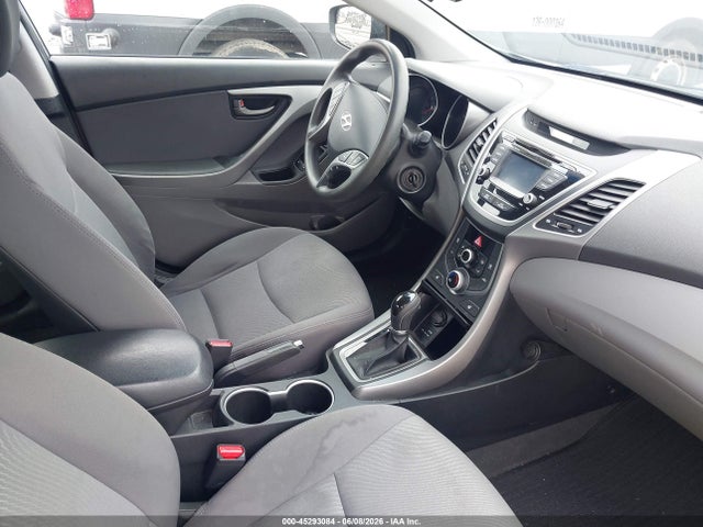 Hyundai ELANTRA Se