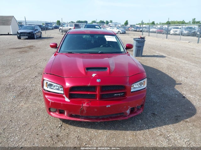 Dodge Charger Srt8