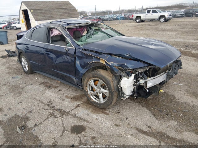 Salvage Hyundai SONATA Image
