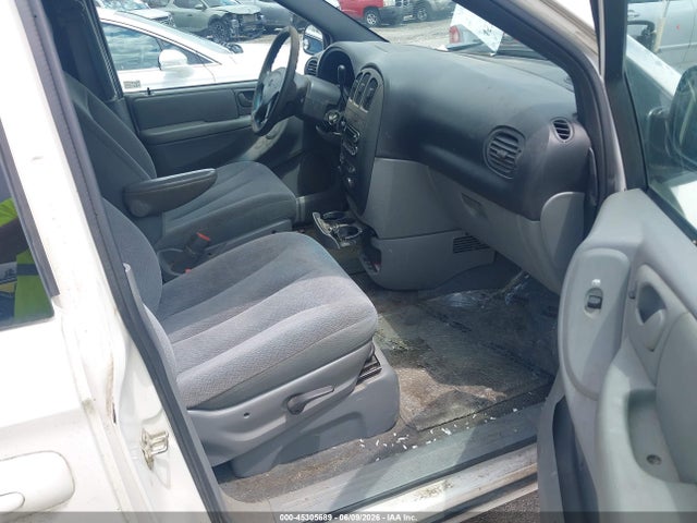 Dodge Caravan Sxt