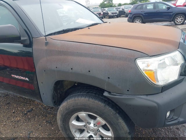Toyota Tacoma Base V6