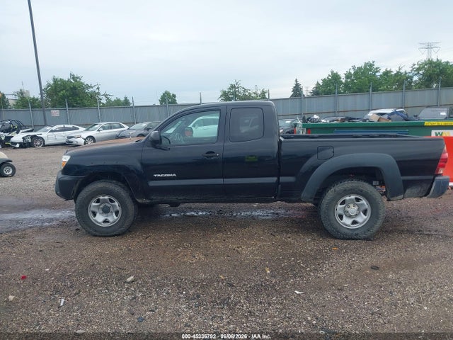 Toyota Tacoma Base V6