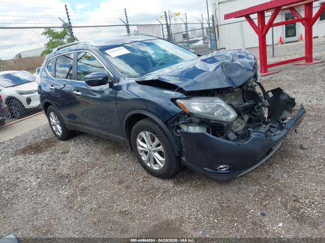Salvage Nissan Rogue Image