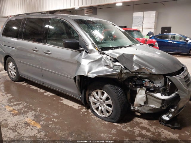 Salvage Honda Odyssey Image