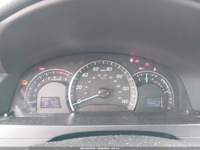 Toyota Camry Le