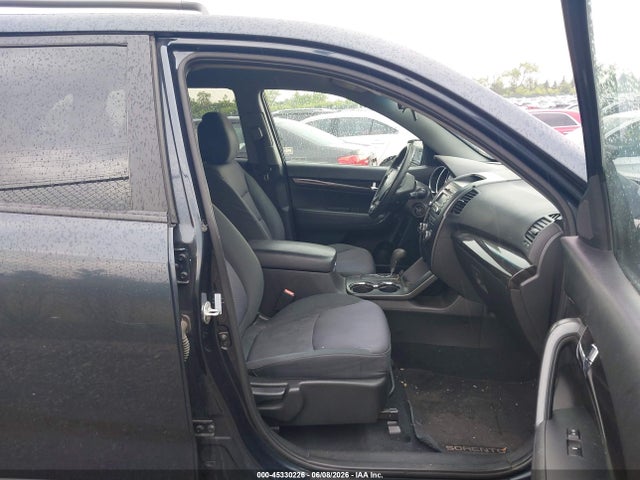 Kia Sorento Lx V6