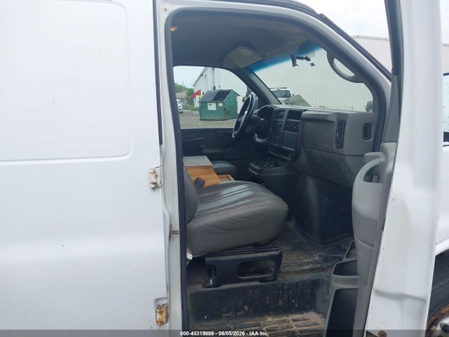 Chevrolet Express Work Van