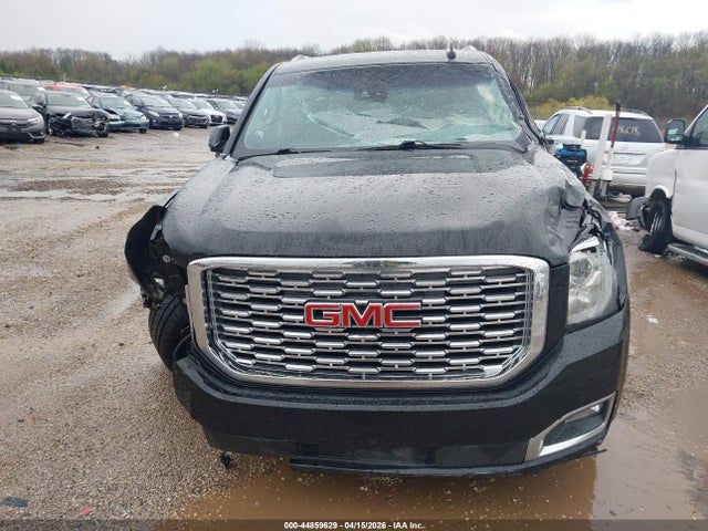 GMC Yukon Denali