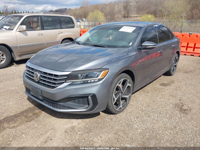 Volkswagen Passat 2.0t R-line