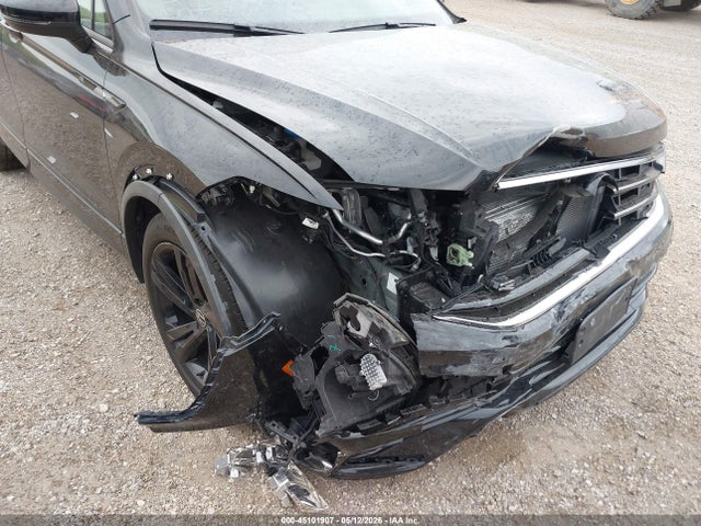 Volkswagen Tiguan 2.0t Se R-line Black