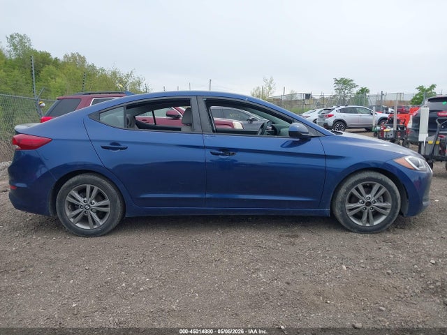 Hyundai ELANTRA Sel