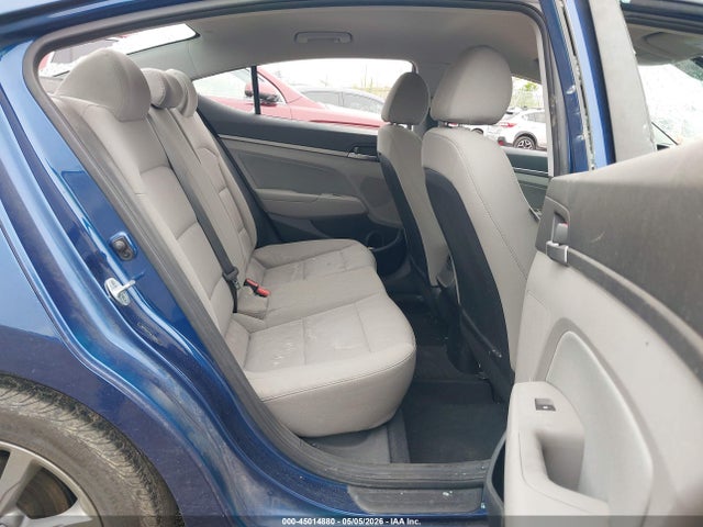 Hyundai ELANTRA Sel