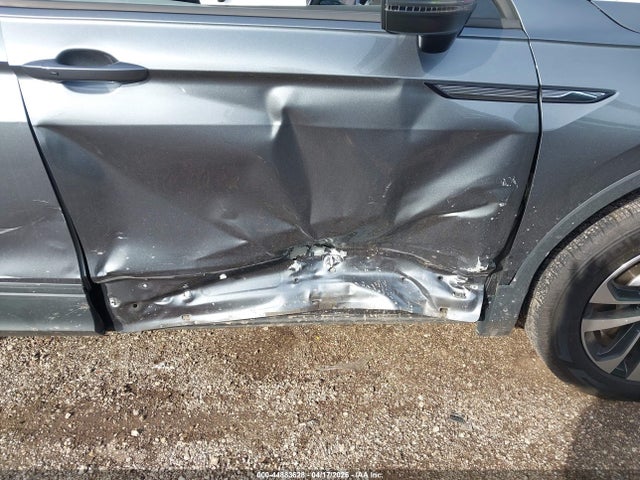 Volkswagen Tiguan 2.0t S