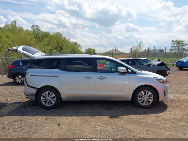 Kia Sedona Lx