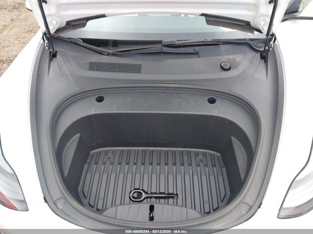 Tesla Model 3 Rear-wheel Drive