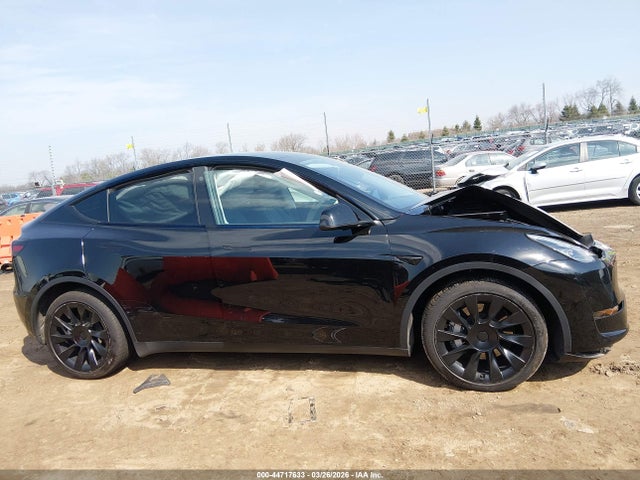 Tesla Model Y Long Range Dual Motor All-wheel Drive