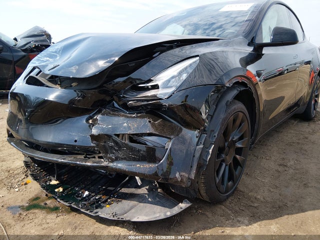 Tesla Model Y Long Range Dual Motor All-wheel Drive
