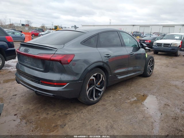 Audi e-tron Premium Plus S Line Quattro