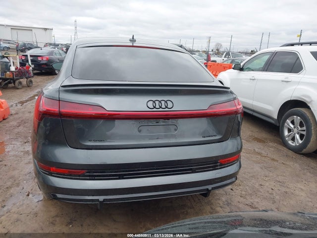 Audi e-tron Premium Plus S Line Quattro