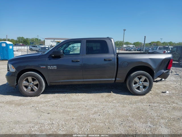 Ram 1500 Express  4x4 5'7 Box