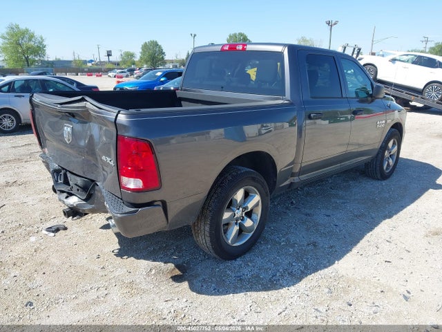 Ram 1500 Express  4x4 5'7 Box