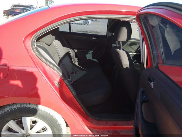 Volkswagen Jetta 2.0l S