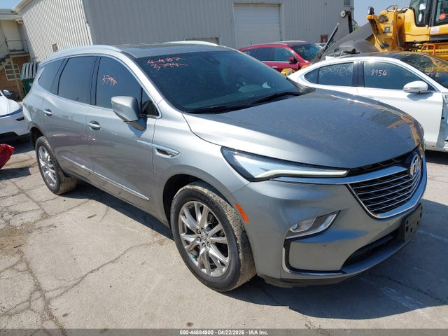 Salvage Buick Enclave Image