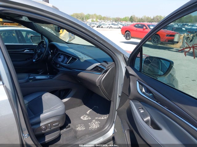 Buick Enclave Essence Fwd