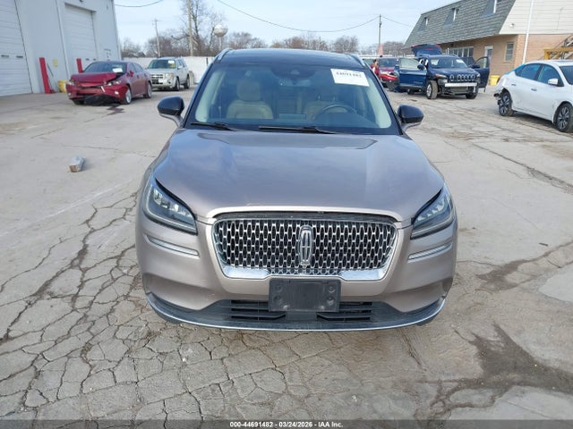 Lincoln Corsair Standard