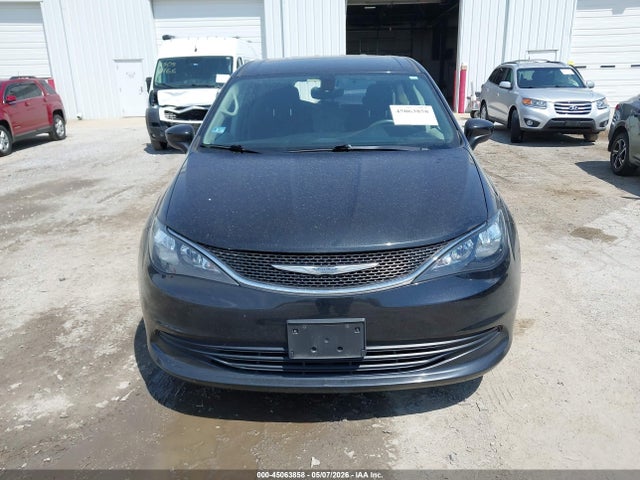 Chrysler Pacifica Touring