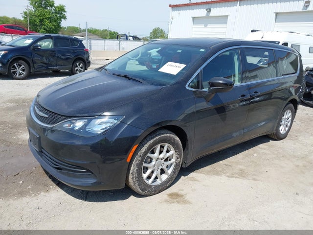 Chrysler Pacifica Touring