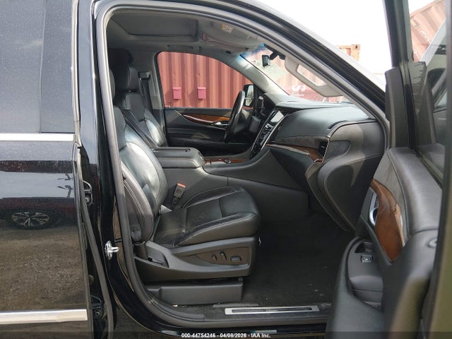 Cadillac Escalade Luxury