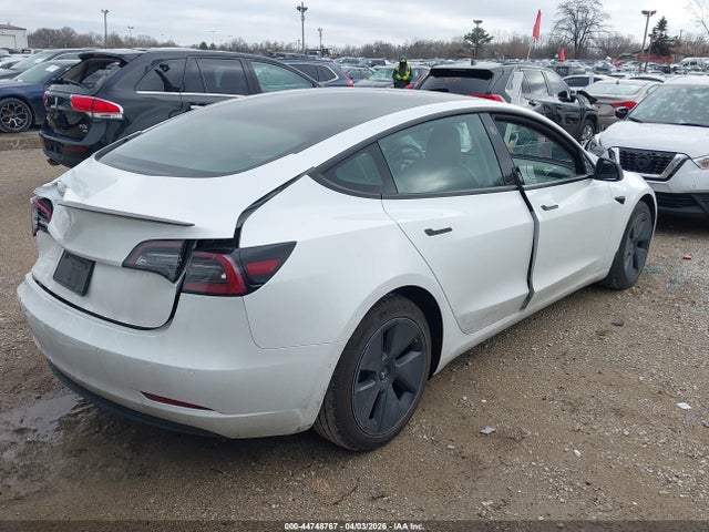 Tesla Model 3 Standard Range Plus Rear-wheel Drive