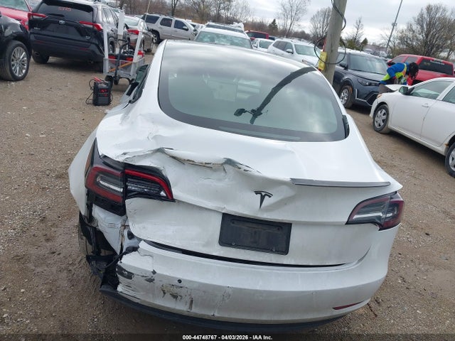 Tesla Model 3 Standard Range Plus Rear-wheel Drive
