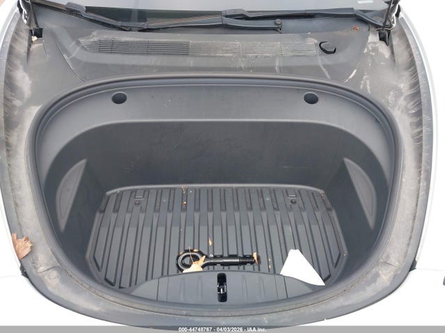 Tesla Model 3 Standard Range Plus Rear-wheel Drive