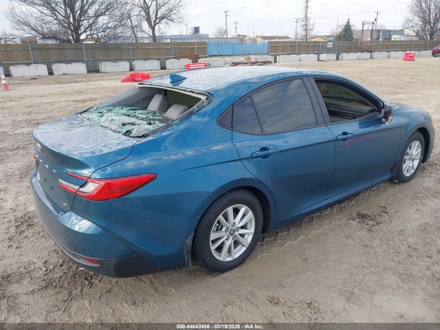 Toyota Camry Le