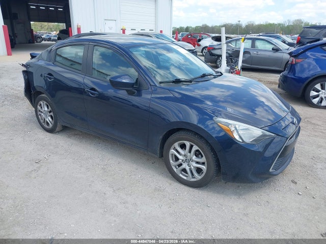 Salvage Toyota Yaris Image