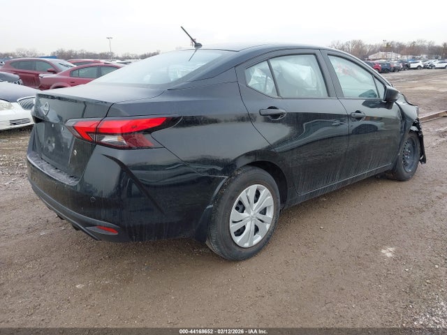 Nissan Versa 1.6 S