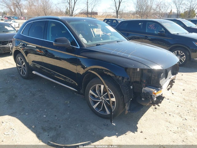 Salvage Audi Q5 Image