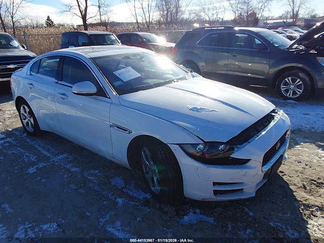 Salvage Jaguar XE Image