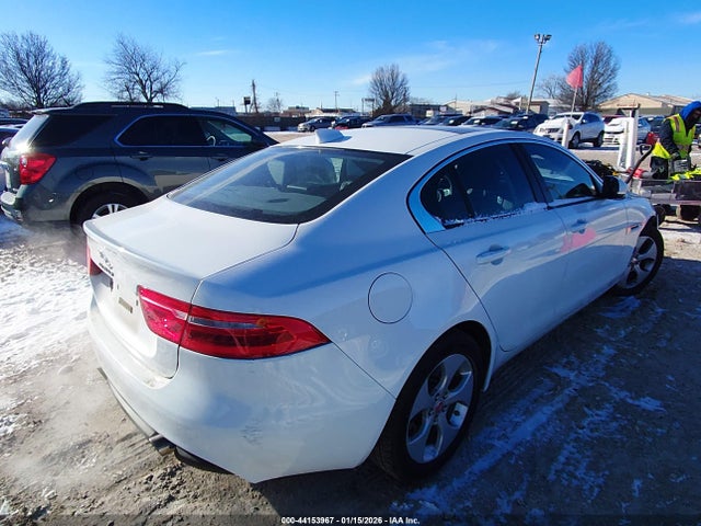 Jaguar XE 25t