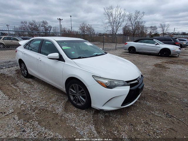 Salvage Toyota Camry Image