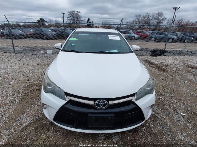 Toyota Camry Se