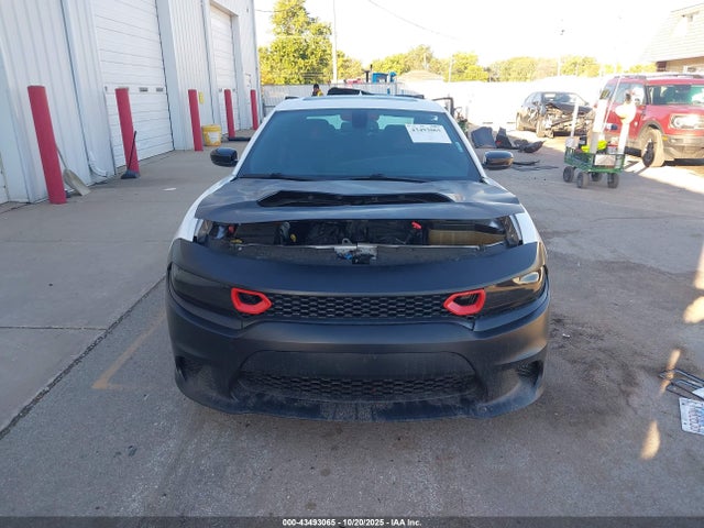 Dodge Charger Sxt