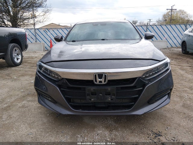 Honda Accord Touring 2.0t