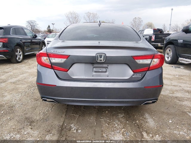 Honda Accord Touring 2.0t