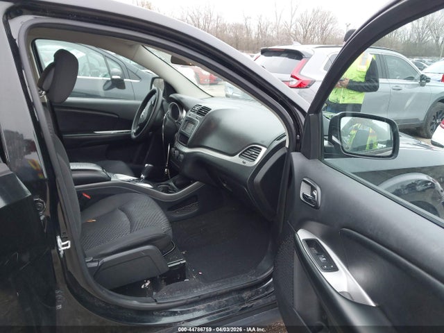 Dodge Journey Se